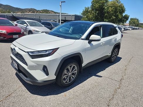 Used 2022 Toyota RAV4 Limited AWD/4WD image 1
