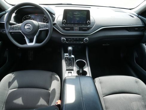 Certified 2021 Nissan Altima 2.5 SV AWD/4WD image 10