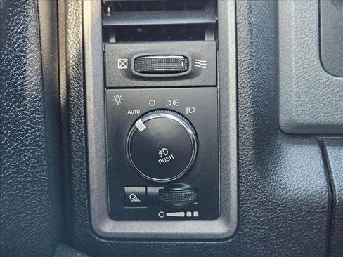 Used 2016 RAM 1500 Express w/ Black Ram 1500 Express Group image 17