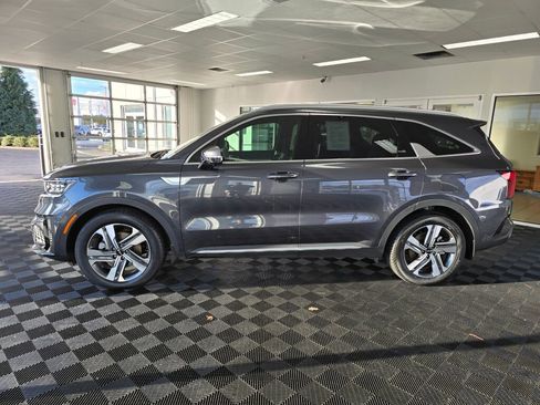 Used 2023 Kia Sorento SX Prestige image 6
