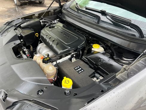 Used 2020 Jeep Cherokee Latitude Plus image 33