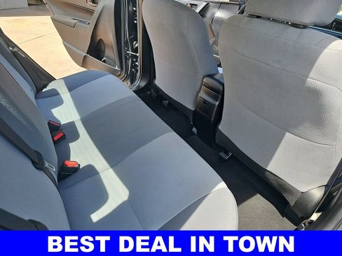 Used 2015 Toyota Corolla L FWD image 11