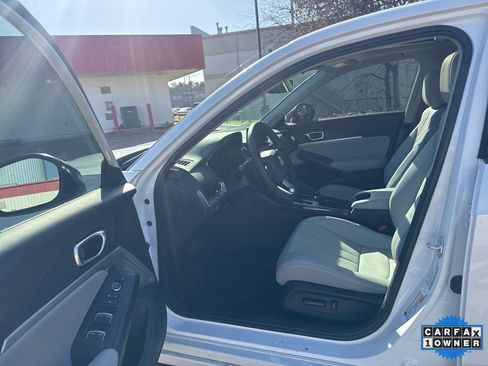 Used 2025 Acura Integra image 9