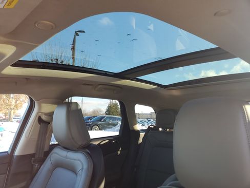 New 2026 Lincoln Corsair Reserve w/ Jet Appearance Package image 11