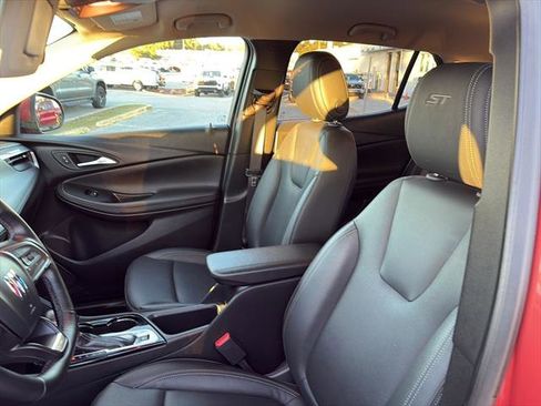 Used 2024 Buick Encore GX Sport Touring w/ Comfort Package image 13