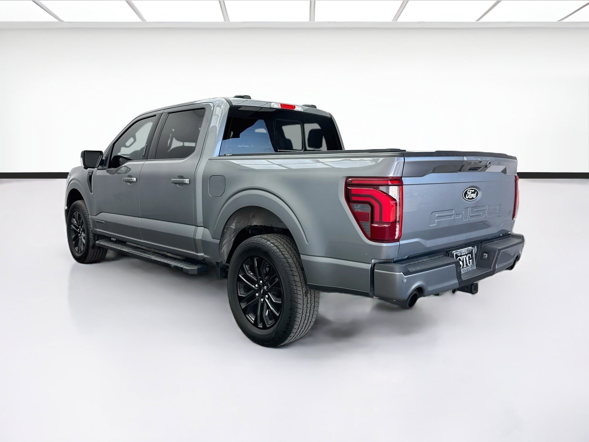 Used 2024 Ford F150 Lariat w/ FX4 Off-Road Package AWD/4WD image 6