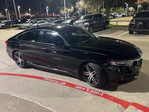 Certified 2021 Honda Accord Touring image 2