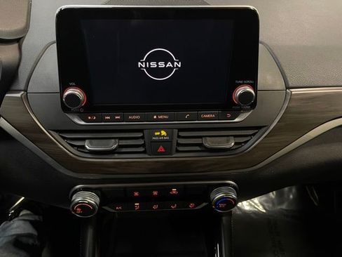 Used 2023 Nissan Altima 2.5 SV image 15