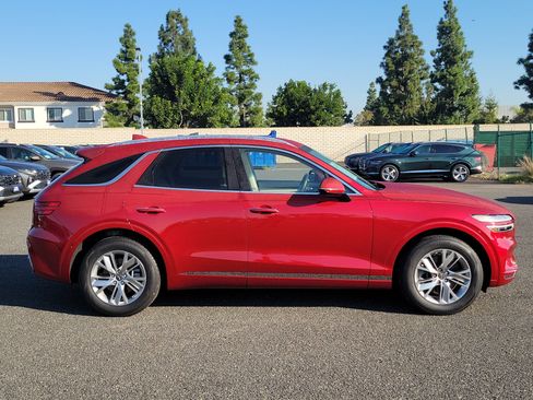 Certified 2023 Genesis GV70 2.5T image 25