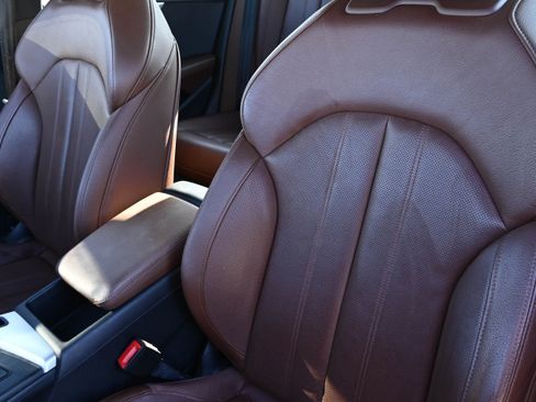 Used 2018 Audi A4 2.0T Premium Plus w/ Premium Plus Package image 7