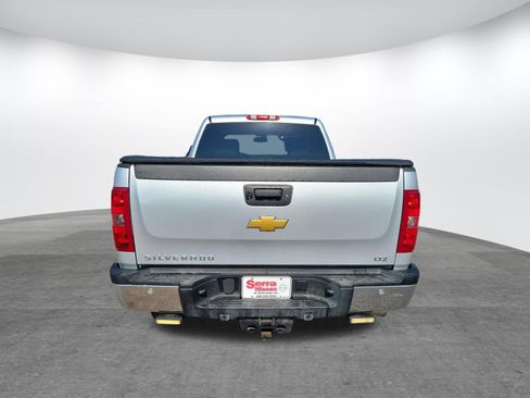 Used 2014 Chevrolet Silverado 2500 LTZ w/ LTZ Plus Package AWD/4WD image 6