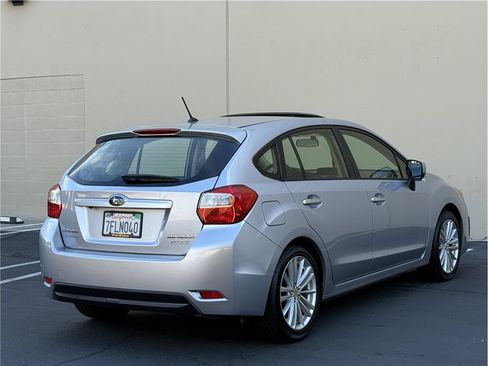 Used 2014 Subaru Impreza 2.0i Limited AWD/4WD image 6