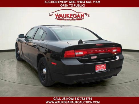 Used 2014 Dodge Charger Police RWD image 4