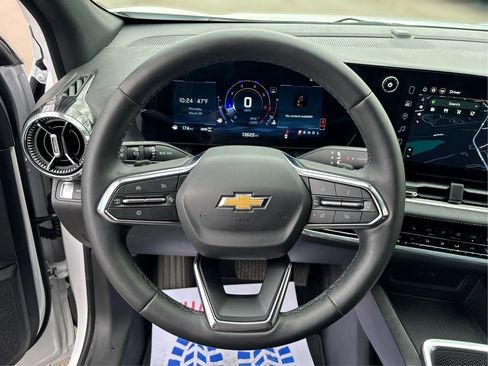 Certified 2026 Chevrolet Equinox LT w/ Convenience Package II AWD/4WD image 18
