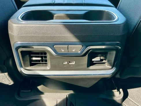 Used 2022 Chevrolet Silverado 1500 High Country w/ High Country Premium Package image 34