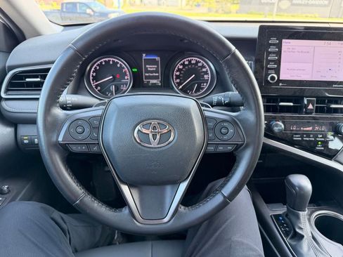 Used 2023 Toyota Camry SE w/ Convenience Package FWD image 12