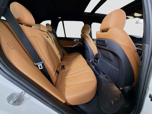 Used 2019 BMW X5 xDrive40i w/ Convenience Package image 29