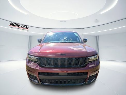 New 2025 Jeep Grand Cherokee L Limited w/ Black Appearance Package image 7