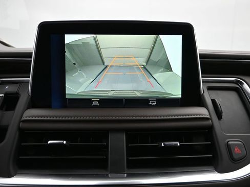 Used 2024 Chevrolet Tahoe LT RWD image 18