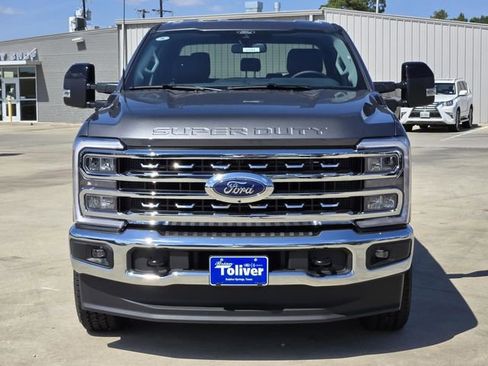 New 2026 Ford F250 Lariat w/ FX4 Off-Road Package image 3