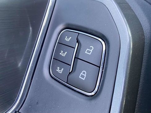 Used 2022 Ford F150 Lariat w/ Max Trailer Tow Package image 22