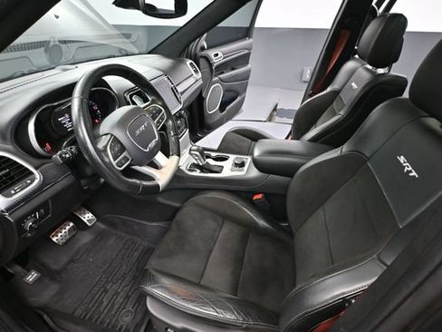 Used 2019 Jeep Grand Cherokee SRT AWD/4WD image 24