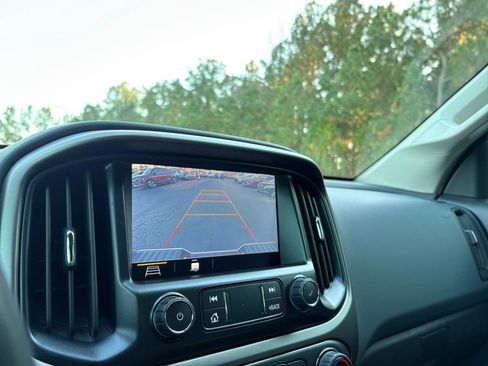 Used 2022 Chevrolet Colorado Z71 image 18