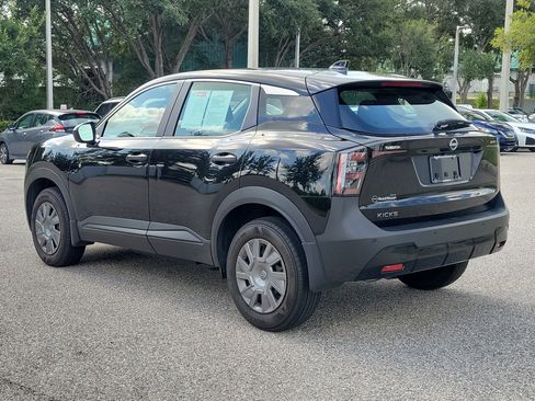 Certified 2025 Nissan Kicks S FWD image 8