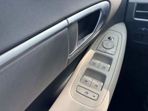 Used 2025 Hyundai Sonata SEL FWD image 21