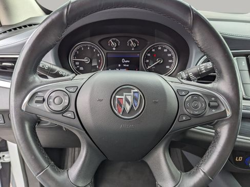 Used 2020 Buick Enclave Preferred FWD image 33