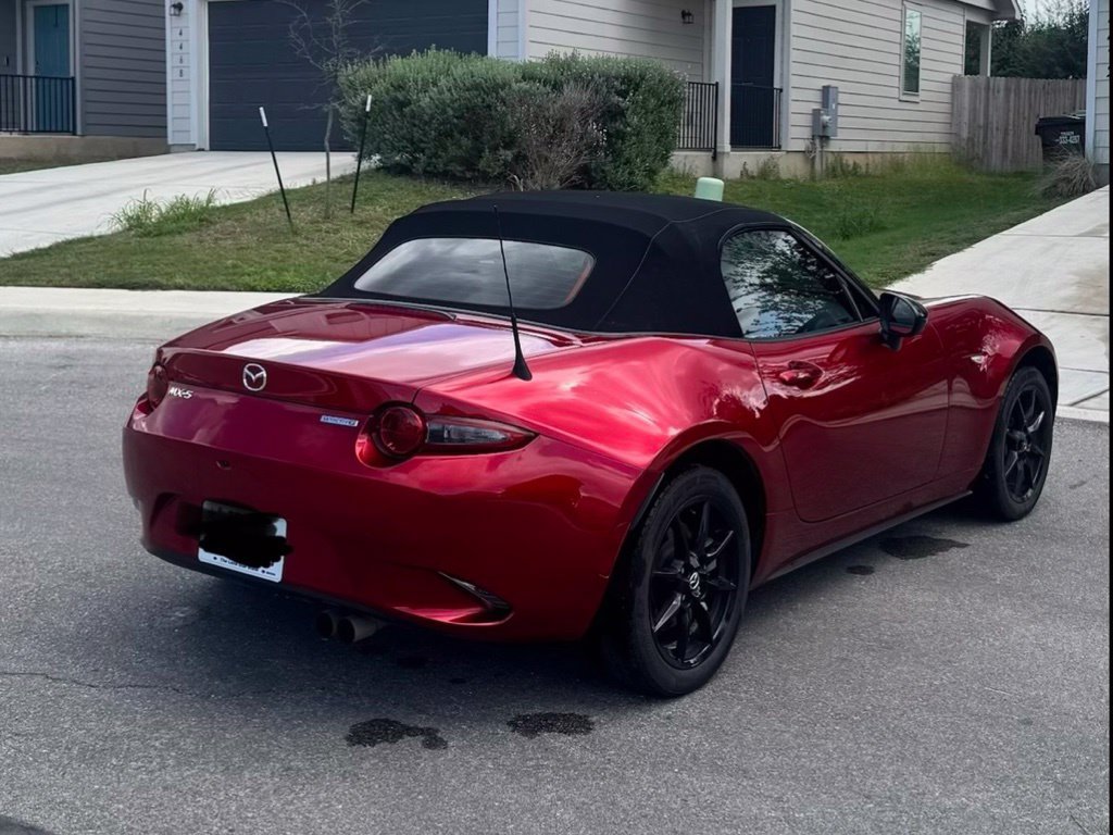 Used 2021 MAZDA MX-5 Miata Sport RWD image 7