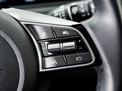 Used 2024 Kia Seltos EX image 14