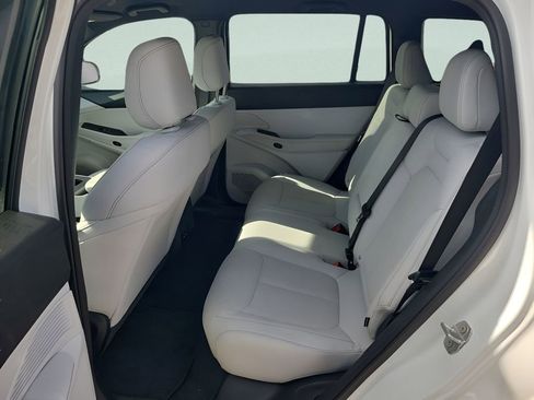 New 2026 Jeep Cherokee Limited image 23