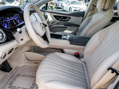 Certified 2022 Mercedes-Benz EQS 580 580 image 19