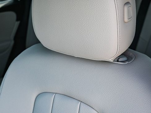 New 2026 Mercedes-Benz GLB 250 image 15