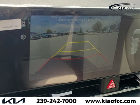 New 2026 Kia Carnival EX FWD image 27
