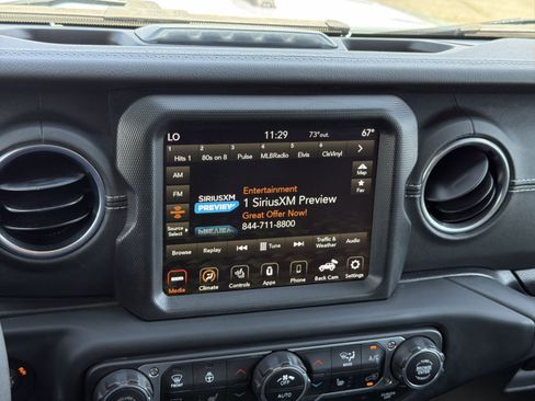 Used 2023 Jeep Wrangler Unlimited Sahara w/ Cold Weather Group AWD/4WD image 18