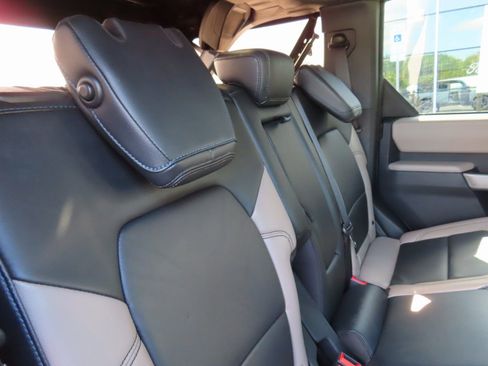 Certified 2022 Ford Bronco Wildtrak image 38