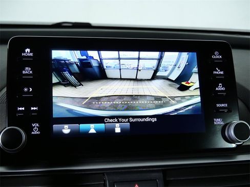 Used 2021 Honda Accord LX image 24