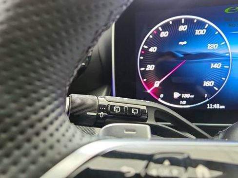Used 2025 Mercedes-Benz GLC 350e 4MATIC w/ AMG Line image 44