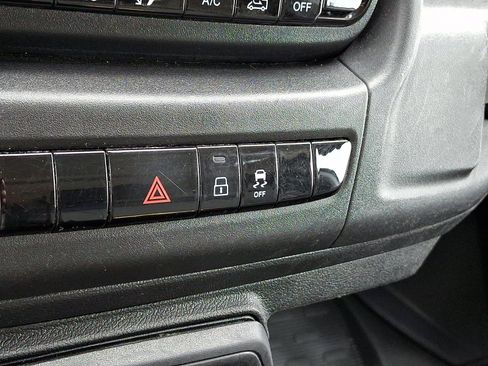 Used 2023 RAM ProMaster 2500 FWD image 22