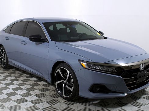 Used 2022 Honda Accord Sport image 6