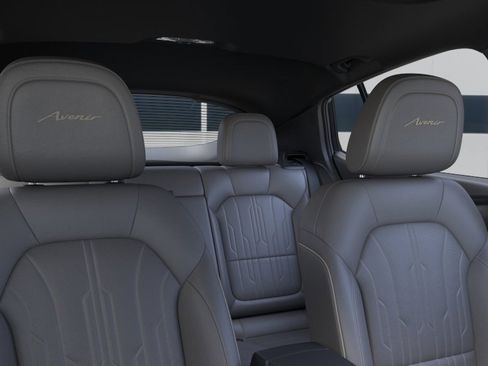 New 2026 Buick Envista Avenir image 25