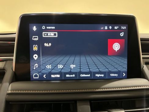 Used 2023 GMC Yukon XL AT4 AWD/4WD image 12