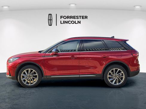 New 2026 Lincoln Corsair Premiere image 6