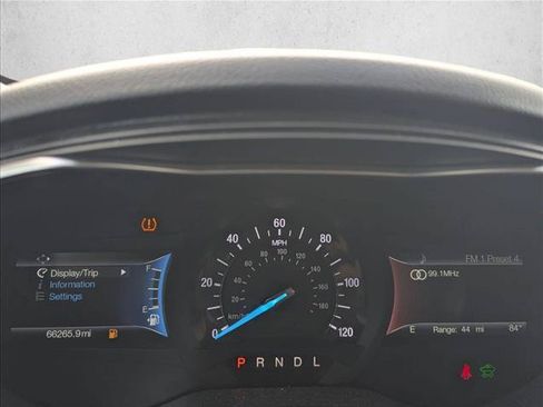 Used 2019 Ford Fusion Energi Titanium FWD image 9