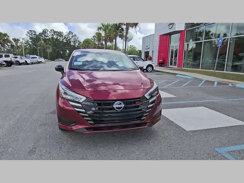 New 2025 Nissan Versa SR FWD image 19
