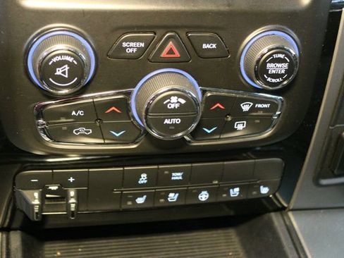 Used 2014 RAM 1500 Sport w/ Sport Premium Group AWD/4WD image 25