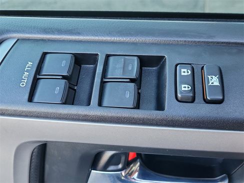 Used 2016 Toyota 4Runner SR5 image 12