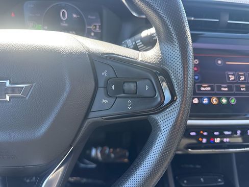 Used 2022 Chevrolet Bolt EUV LT image 14